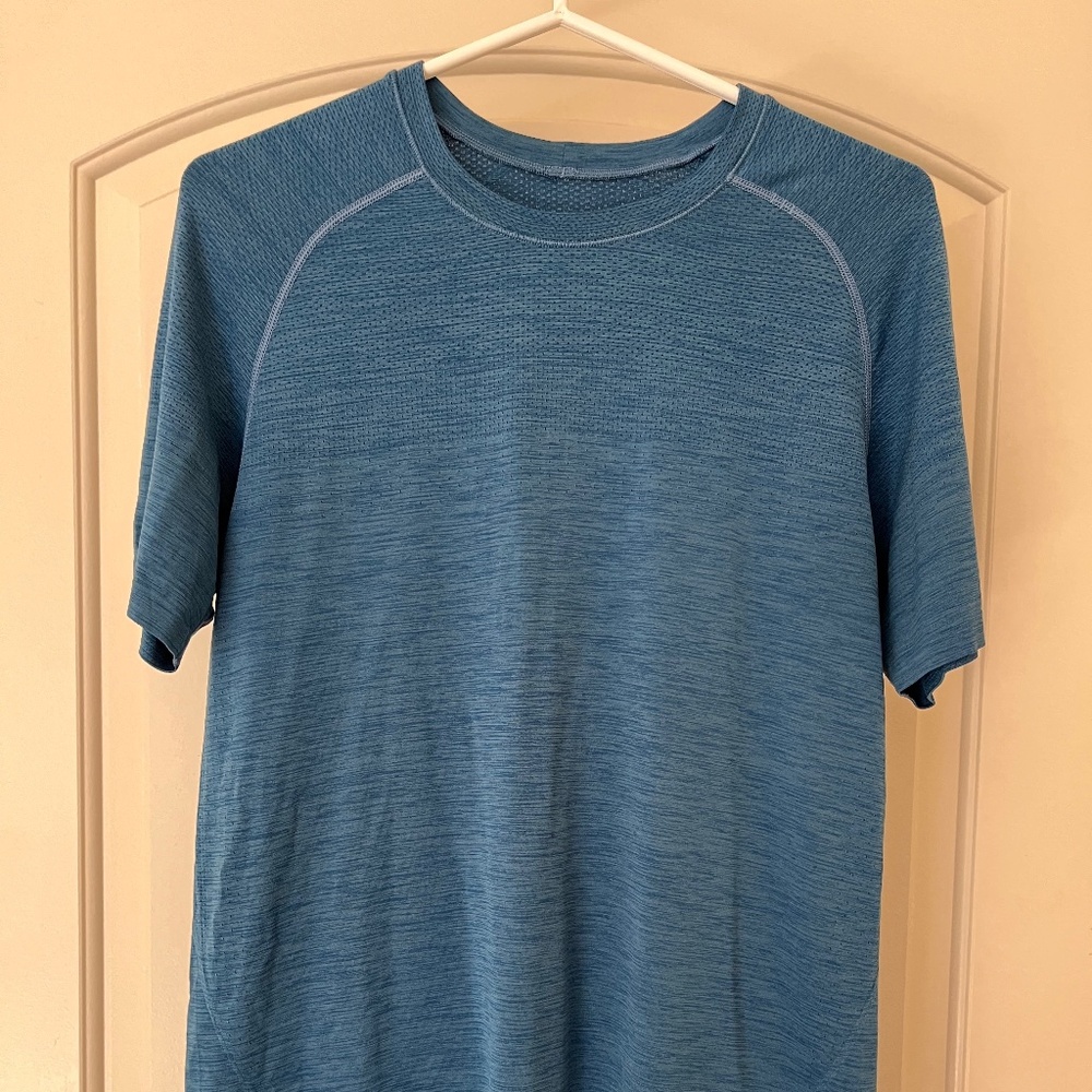 Lululemon Metal Vent Tech Short Sleeve Shirt - S